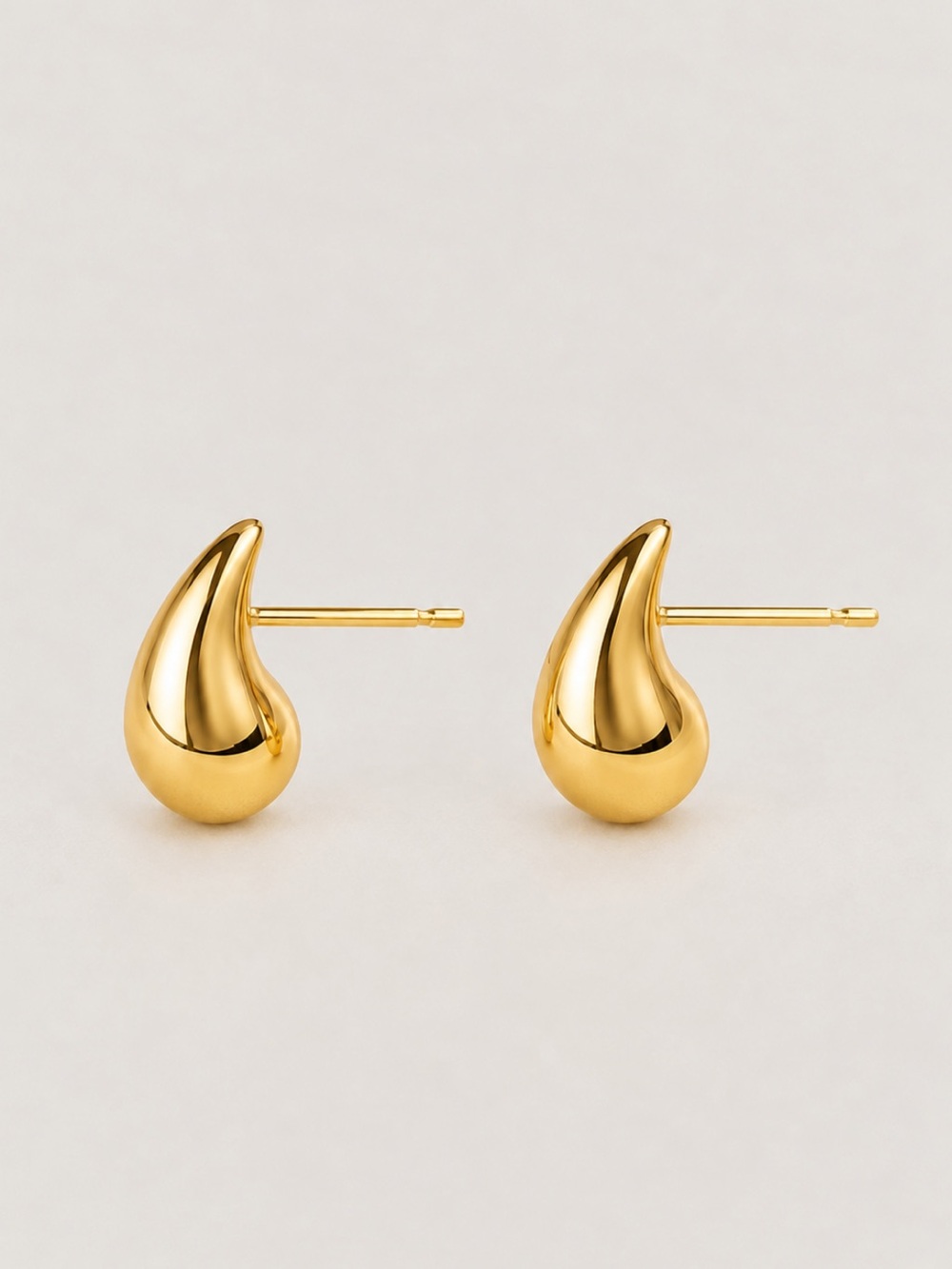 New! Gold Tear Drop Post Earrings NWOT 5034 - Picture 2 of 3